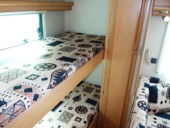 ADRIA UNICA 542TK-PRO 6 OSOB / Palandy - 18
