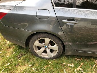 Dily BMW e60 520d 120kw 2006 automat - 18