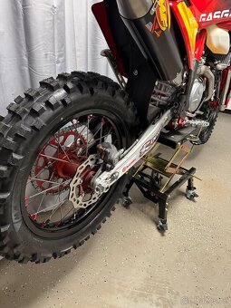 NOVÁ MOTO ‼️ ODPOČET DPH ‼️ Gasgas EC 450F 2024 - 18