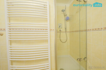 Prodej, byt, 3+kk + garáž, 117 m2, Karlovy Vary, ul. Na Vyhl - 18
