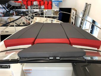 BAYLINER 742 Cuddy + MERCRUISER 6,2l V8 MPI DTS 350ps BRAVO - 18