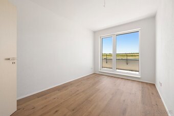 Litomyšl nový střešní byt 3kk, velká terasa, dvě garáž.stání - 18