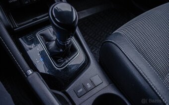 Toyota Auris 1.6i Automat LPG - 18