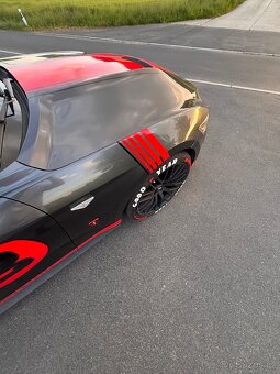 FORD MUSTANG - 18