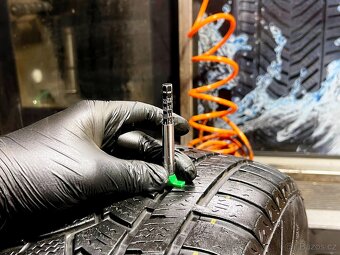 Originál kola VW 5x120 R16, pneu 215/65 R16 98H DOT2618 - 18