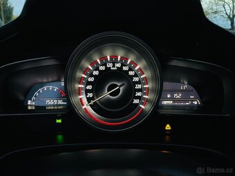 Mazda 3 1.5i 74KW BENZIN MANUÁL - 18