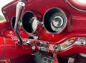 1959 Pontiac Catalina Convertible - 18