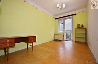 Prostorný byt 3 + 1 s plochou 93 m² ve Dvoře Králové nad Lab - 18