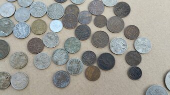 Mince v dřev.truhličce, konvolut minci, staré mince - 18