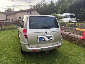 LANCIA PHEDRA 2.2 HDi Bi-turbo 125Kw - 18