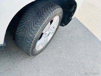 ŠKODA YETI 1.2 Tsi DSG AUTOMATICKÁ PŘEVODOVKA NA JEN 98 TIS - 18