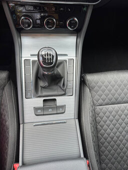 Škoda Superb 3 combi style L&K 2.0TDi 2022 LED, Top stav - 18