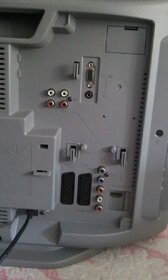 Sony Bravia KDL 20B 4030 - 18