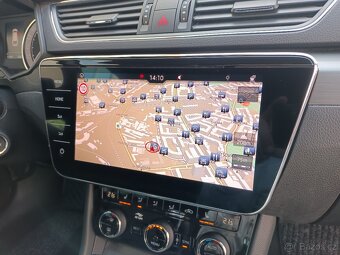 Škoda Superb 3 2.0 TDI 140kW DSG Matrix LED Navigace Keyless - 18