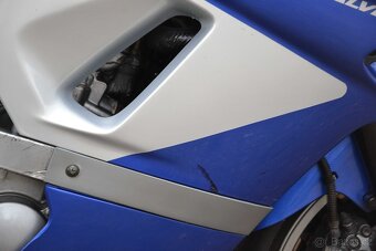 Kawasaki ZZR 600 - 18
