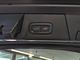 Volvo V90 2.0D4 CROSS COUNTRY, AWD, A/T, DPH - 18