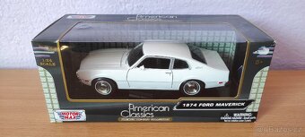 Modely aut 1/24 - Motormax 1 - 18