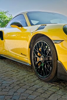 Porsche 911 (991)turbo s - 18