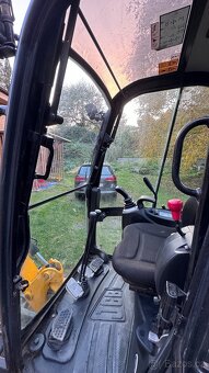 Minibagr JCB 8018 CTS rok 2014 - 18