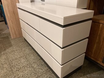 Buková Komoda/Prádelník z masívu Atlanta - 18