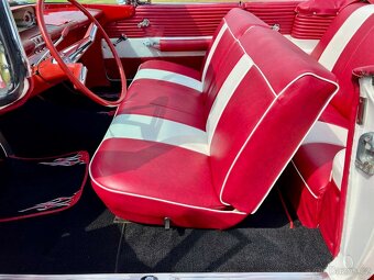 1960 Buick Lesabre Convertible - 18