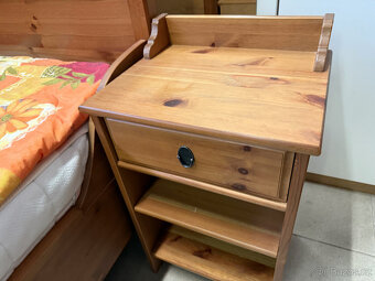 IKEA Leksvik kompletní borovicová ložnice - 18