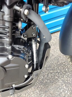 Suzuki DL 250 V-Strom ABS (2021) Nový, 9000km, AKCE - 18