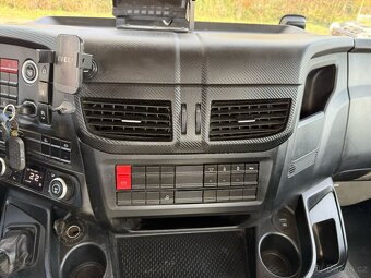 Iveco X-WAY 6X4 NOSIČ KONTEJNERŮ FORNAL 20T - 18