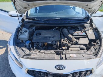 Kia Ceed levně 1,4CrDi 66kW r.v.2015 - 18