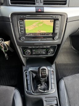 Škoda Superb II kombi, 2.0 TDI 125 kW, elegance, 376492 km - 18