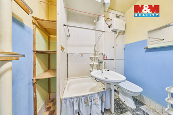 Prodej bytu 1+kk, 29 m², Broumov, ul. Dukelská - 18