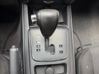 Kia Sorento 2.5CRDi 125kw Automat Tažné 3.5t - 18