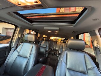 Cadillac Escalade 6,2 V8 - 18