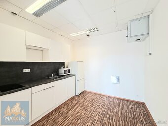 OFFICE P-9 - pronájem kancelářských prostor (221 m2),  Praha - 18