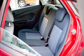 FORD FIESTA 1.25 (klima, nízký nájezd, park. senzory) - 18