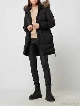 Dámská zimní černá bunda kabát s kožešinou Only NewRoona S - 18