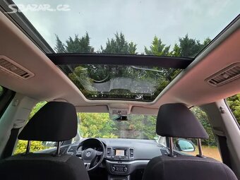 VW Sharan 2.0TDI 103kW,7 míst, navi, panorama, serviska - 18
