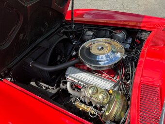 Chevrolet Corvette C2 Sting Ray - 18