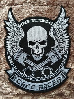 Metal,Rock,CD,DVD,EP,násivky,retiazky,odznaky,plagáty,trická - 18
