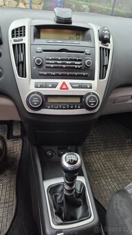 Kia Cee´d, 1,4 80kW LPG, rv.2008, Nejvyšší výbava, po STK. - 18