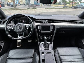 VW Passat Variant R-Line 2.0 TDI Highline - 18