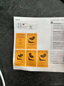 Autosedačka Cybex Sirona Z i-Size + ISOFIX základna - 18