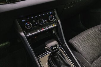 Škoda Karoq 2021 1.6 TDI 85 kW Style DSG DPH CZ - 18