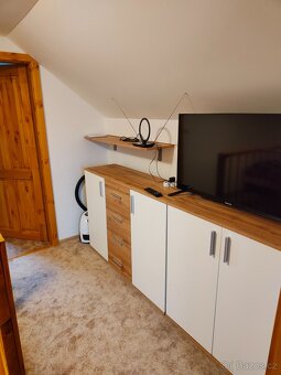 Prodej krásné, nové chaty na pozemku cca 1850m2 - 18