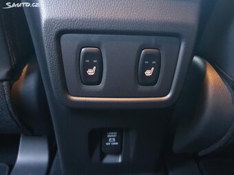 Prodám Mitsubishi Eclips Cross PHVE - 18