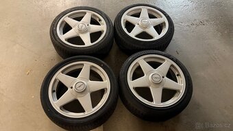 Bmw E30 V8 - Rezervace - 18