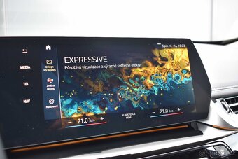 BMW X1 xDrive20d TAŽNÉ DPH ČR 1.MAJITEL - 18