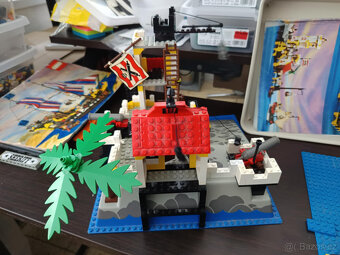 LEGO Pirates 6277 Imperial Trading Post +návod - 18