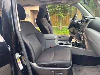 Toyota 4 Runner bez koroze, 7 míst, odpis DPH - 18