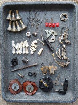 Prodám díly na Lada VAZ 2101 - 18